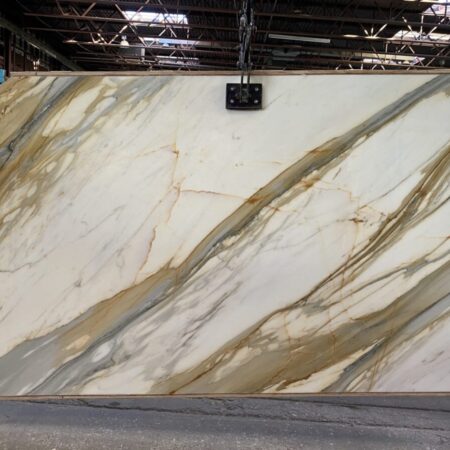 Calacatta Borghini - Lot 2255 2cm Polished, 119" x 58"