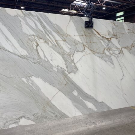 Calacatta Gold - Lot 2352 2cm Honed, 134" x 78"