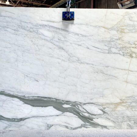 Calacatta - Lot 1796 2cm Polished, 117" x 76" [Slab #36]