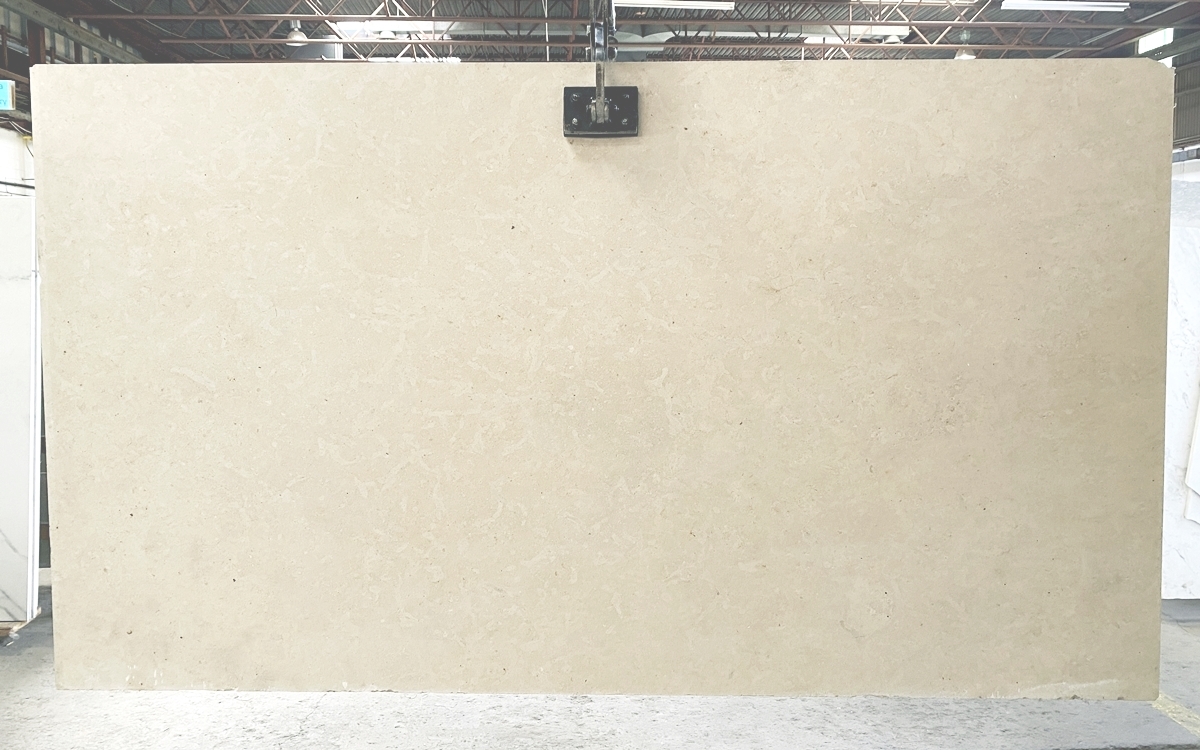 Limestone Collection Comblancien- Lot 0462 2cm Honed 110x65 (#1) | Arena Stone NJ Arena stone nj comblanchien lot 0462 2cm honed comblancien lot 0462 2cm honed 110x65 1