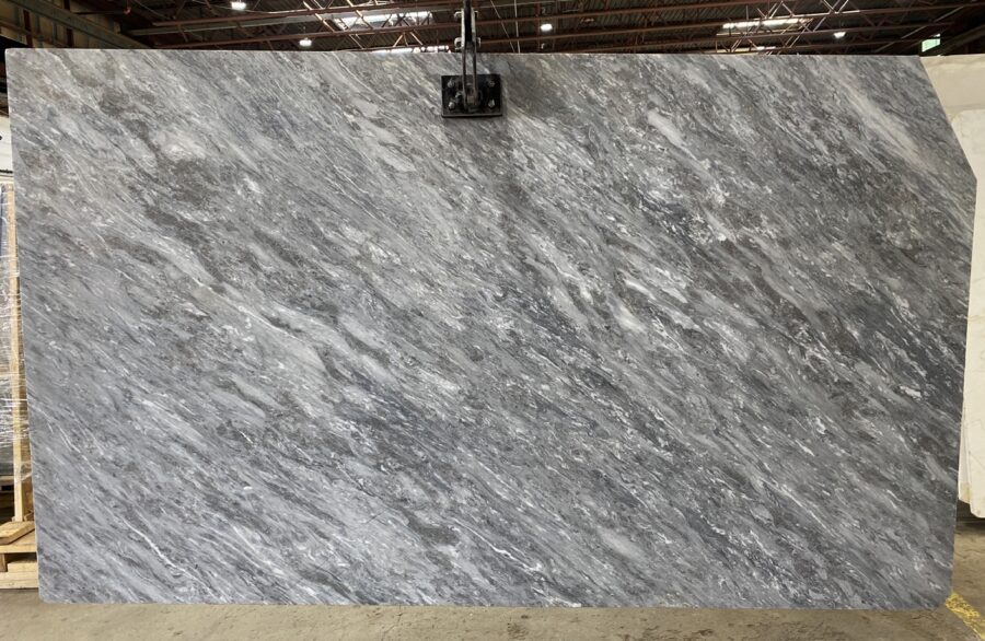 Montpellier   lot 1865 slab 5 2cm polished 114x68