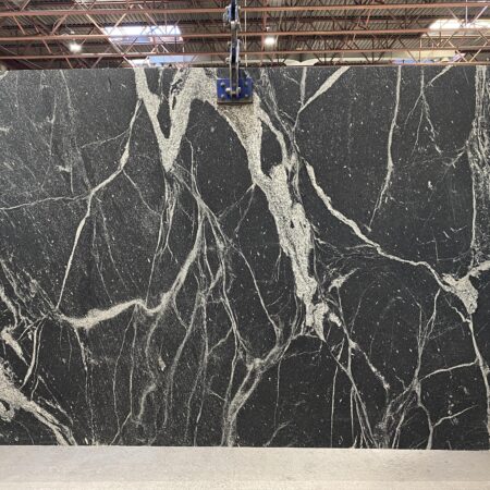 Veios Maori - Lot 2435 2cm Honed, 118" x 80" [Slab #5]