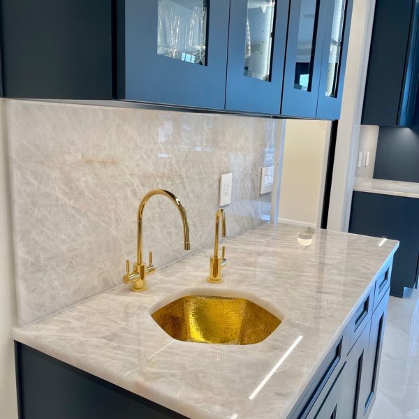 Cristallo Quartzite 3cm Polished