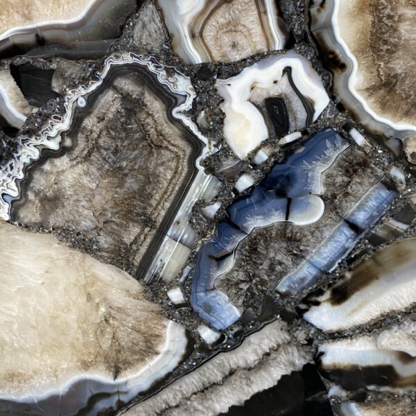 Arena Stone NJ Black Agate Wild Semiprecious – Lot 2511, 2cm Polished Blue Agate Wild Semiprecious - No Lot