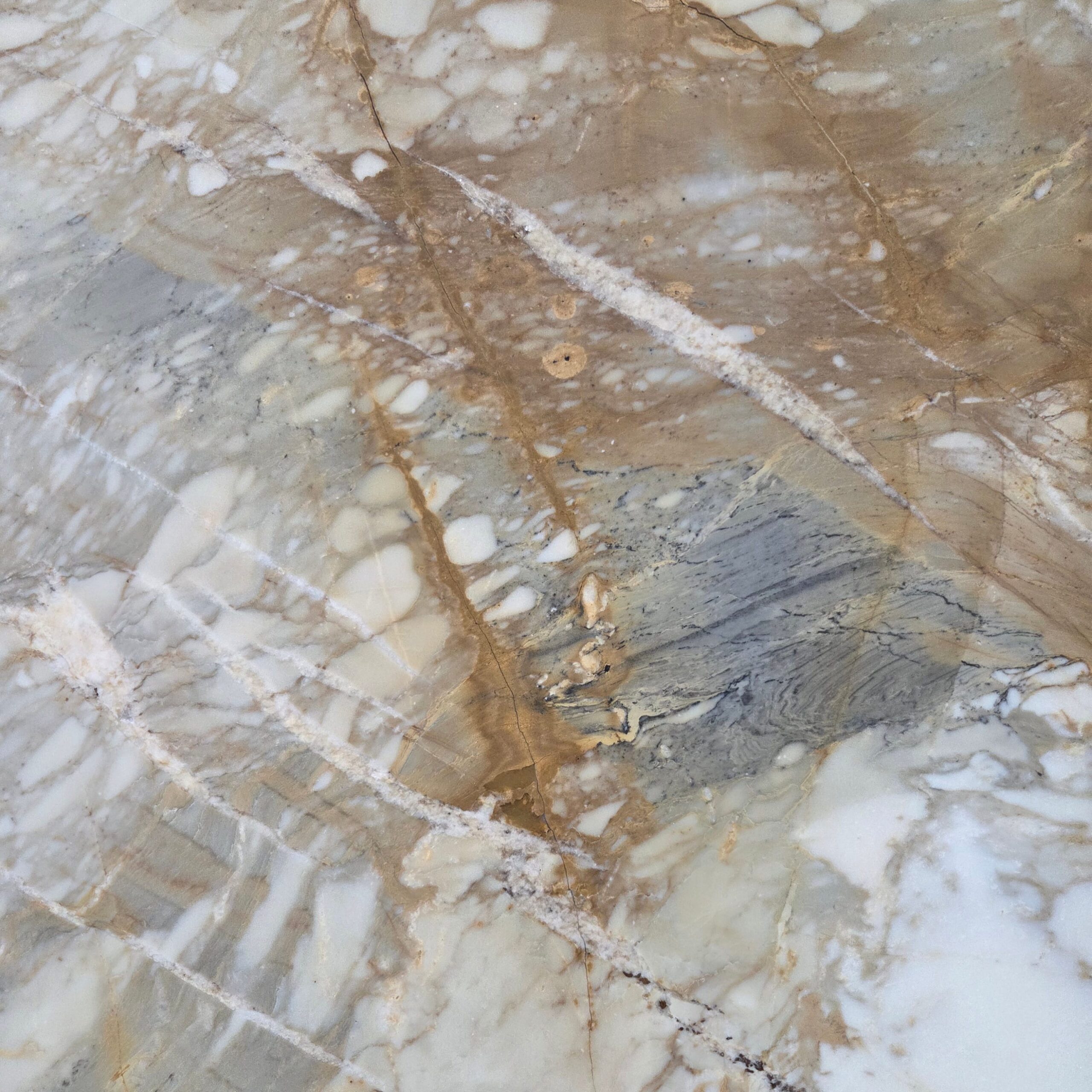 Our Calacatta Macchia Vecchia marble featuring a creamy white base with bold gold, taupe, and grey veining for a dramatic, high end stone aesthetic. Calacatta Macchia Vecchia - Lot 2622 | Arena Stone NJ Arena stone nj calacatta macchia vecchia lot 2622 2cm honed calacatta macchia vecchia lot 2622