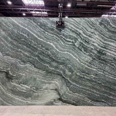 Green Maestro - Lot 2540 2cm Polished, 114" x 77" [Slab #58]