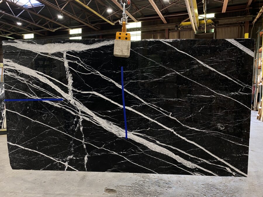 Arena stone nj nero marquina  lot 2339 2cm polished nero marquina   lot 2339 2cm polished 65x70 slab 52