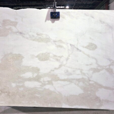 Rhino White - Lot 2627 2cm Polished, 133" x 78" [Slab #11]